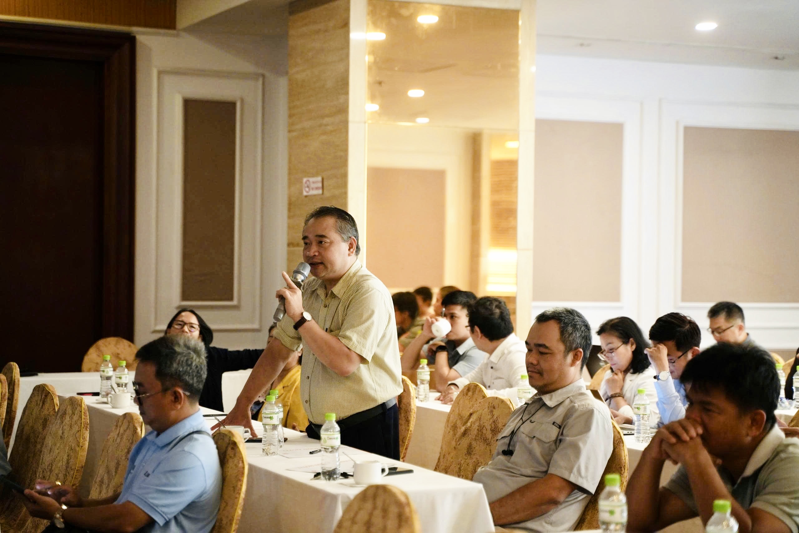 Khu vực giao lưu và trình diễn